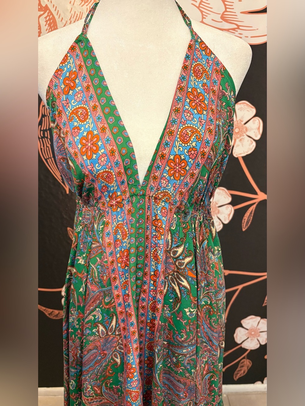 NWOT Enchanted Emerald Paisley Open Back Silk Blend Halter Maxi Dress - Picture 6 of 11